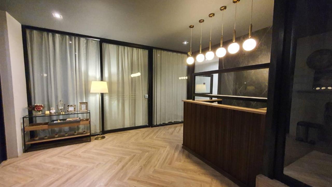 Srianunt Boutique Hotel Бурирам Экстерьер фото